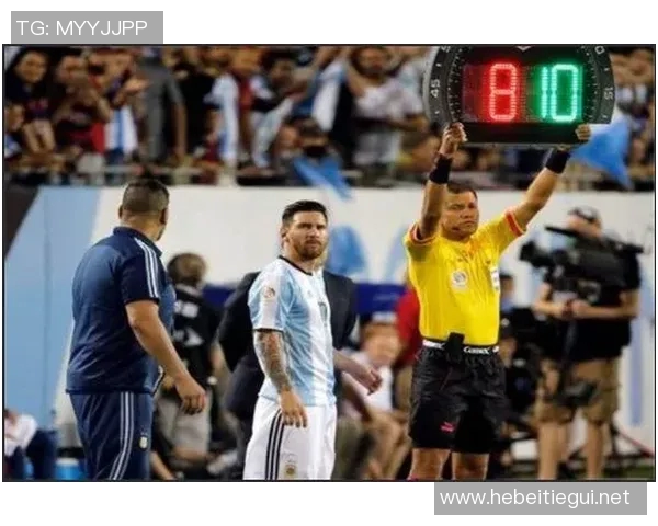 中场休息时的策略调整与球员心理变化对比赛走势的深远影响 中场休息时的策略调整与球员心理变化对比赛走势的深远影响