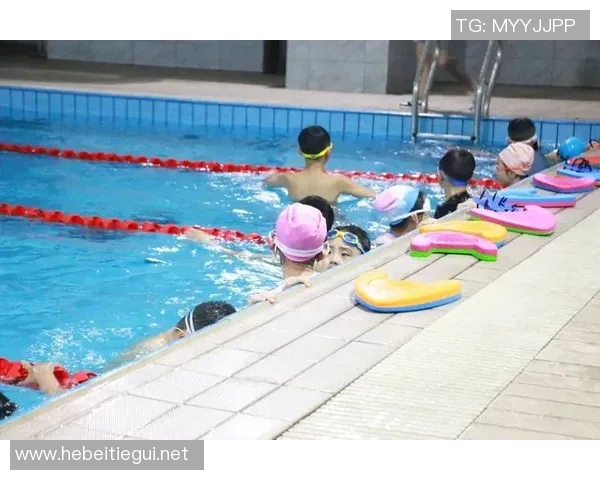 提升游泳技巧，掌握专业课程，助你突破自我，成为水中高手