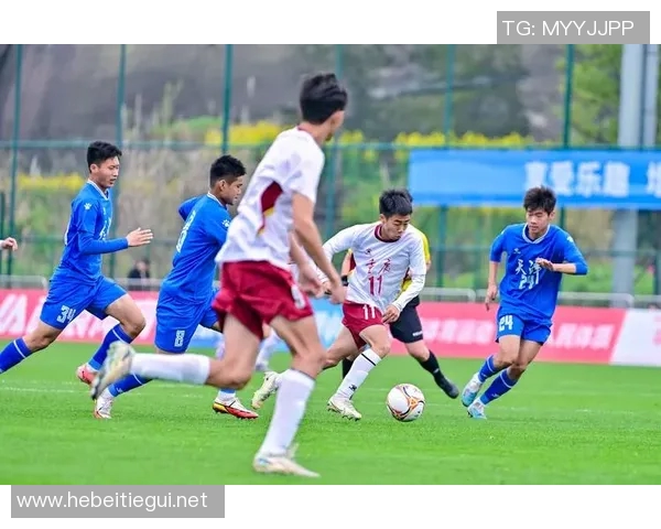 深入分析重庆足球队阵地战战术特点与执行策略 深入分析重庆足球队阵地战战术特点与执行策略